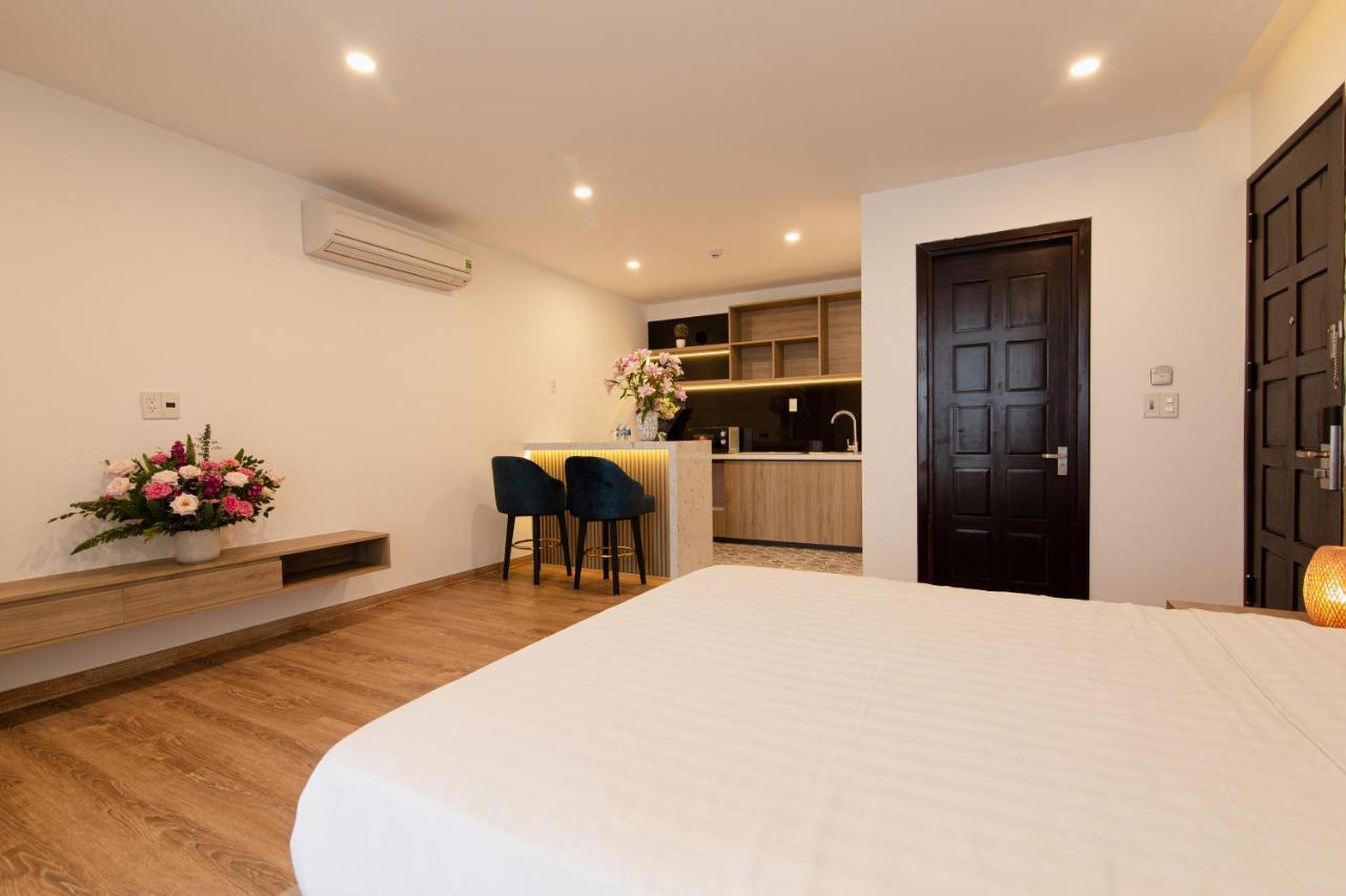 Emily Hotel & Apartment Da Nang Exterior foto