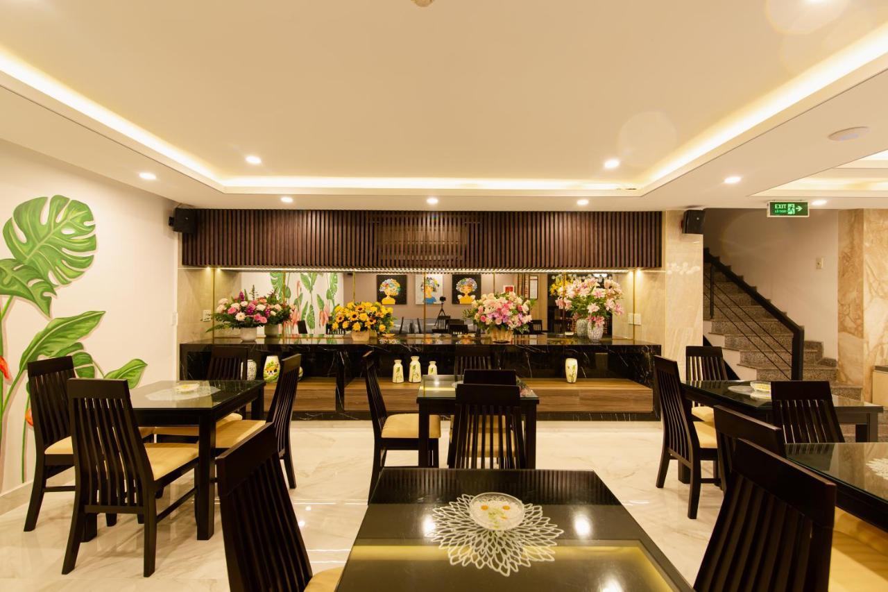 Emily Hotel & Apartment Da Nang Exterior foto