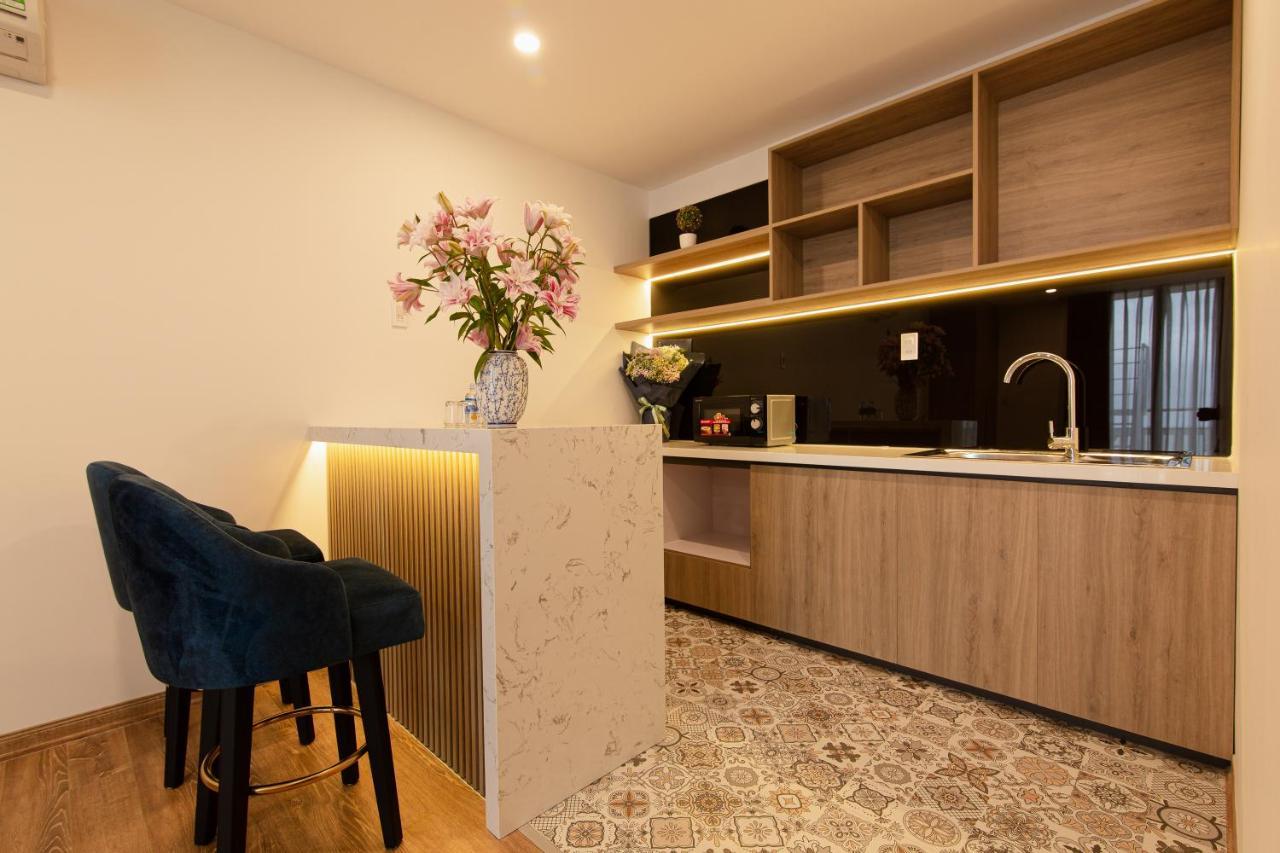 Emily Hotel & Apartment Da Nang Exterior foto