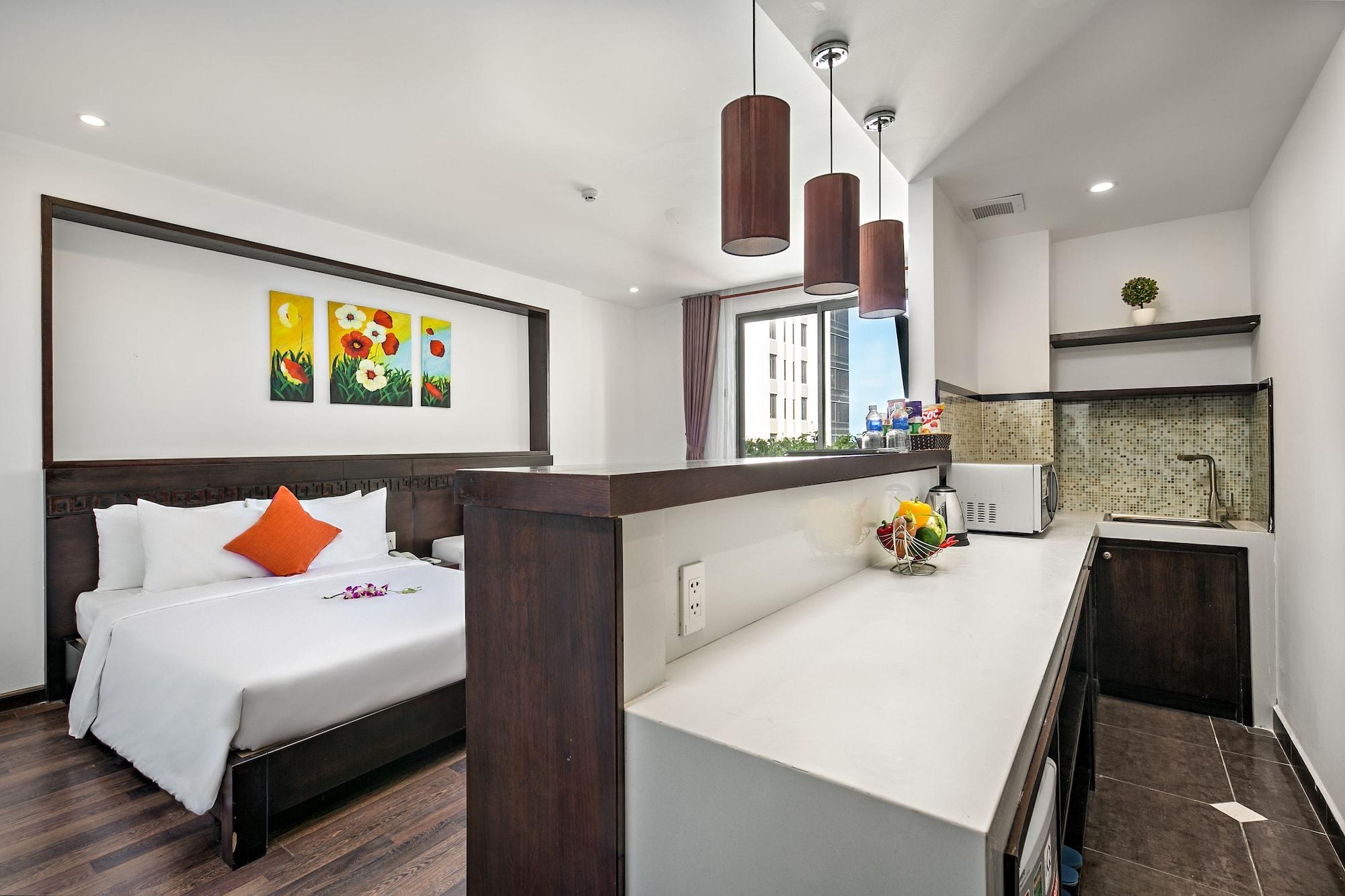 Emily Hotel & Apartment Da Nang Exterior foto