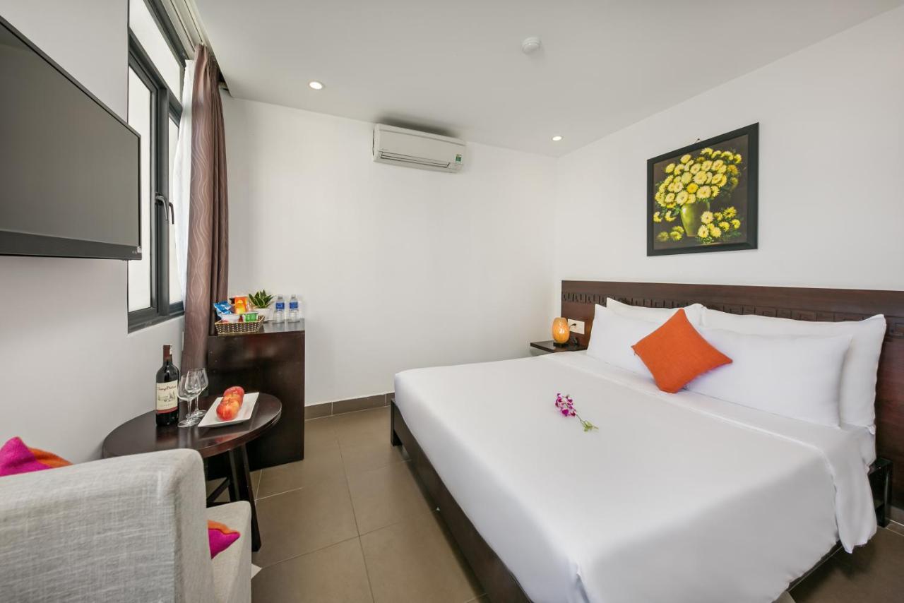 Emily Hotel & Apartment Da Nang Exterior foto