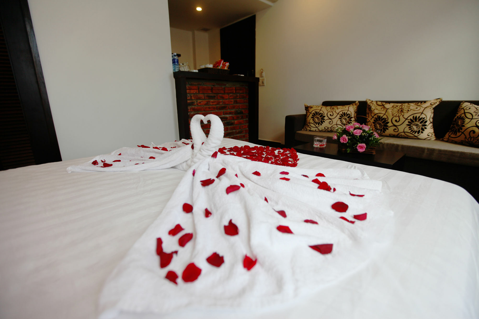 Emily Hotel & Apartment Da Nang Exterior foto
